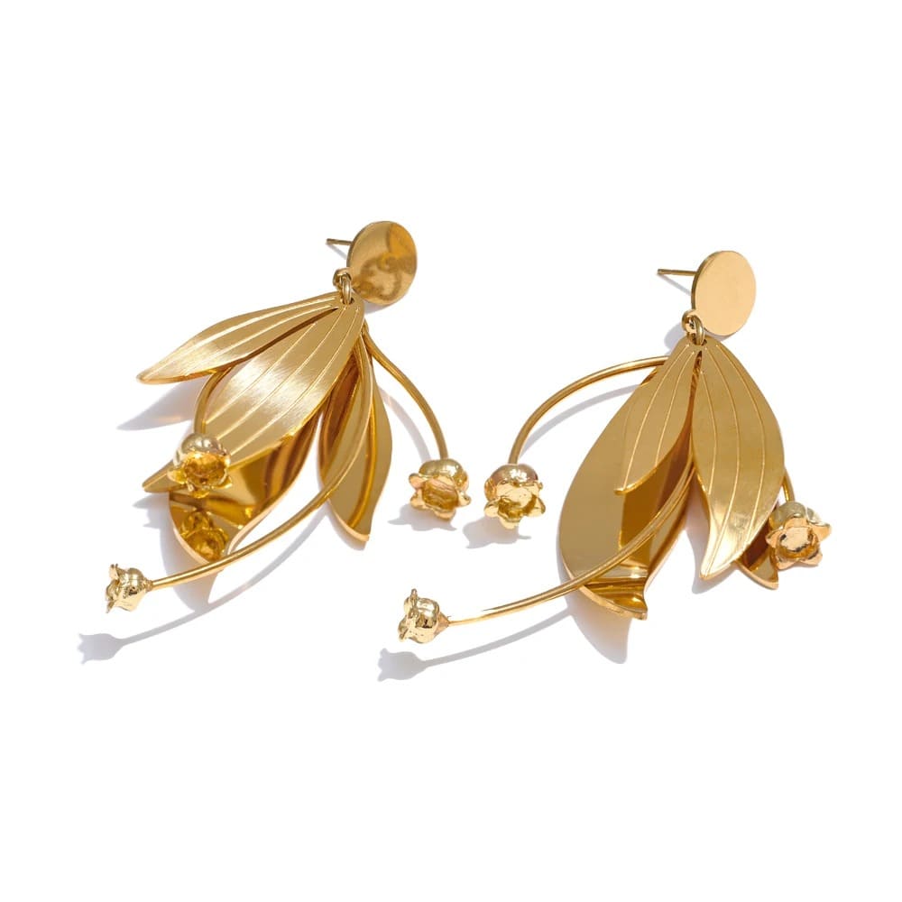 Brincos Florais em Aço Inoxidável Banhado a Ouro 18K Acessório Moderno, Aço Inoxidável Dourado, Aço Inoxidável, Acessório de Luxo, Brincos Chiques, Brincos Charme Polido, Brincos Charme Diário, Brincos Banhados a Ouro, Brincos Banhados 585, BRINCOS, Brincos CZ Round Femininos, Brincos de Aço inoxidável , Brincos de Temperamento, Brincos de zircão Para Mulheres, Brincos Diários Sofisticados, , Brincos Delicados, Brincos Finos, Joias Femininas, Joias em aço Inoxidável, Joias Femininas Estilo