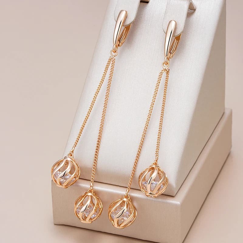 "brinco ouro 18k feminino folheado"
"brinco prata 925 hipoalergênico"
"brinco banhado a ouro que não descasca"
"brinco pérola cultivada 8mm"
"brinco pedra safira azul verdadeira"