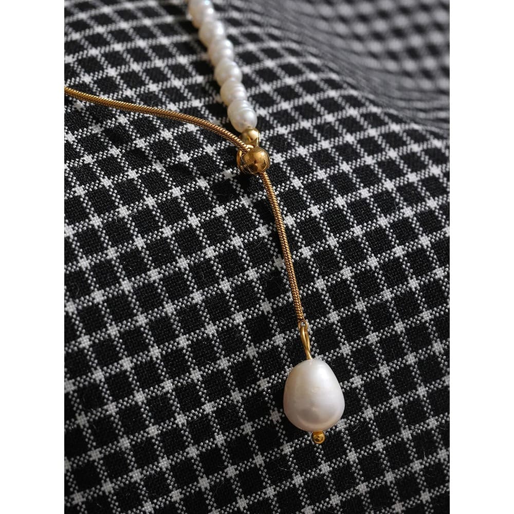 Colar de Pérolas Naturais Feminino