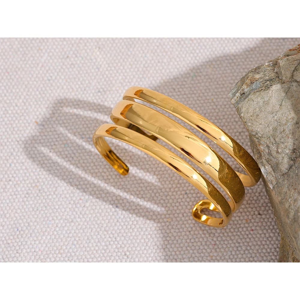 Pulseira Dourada - Elegância
