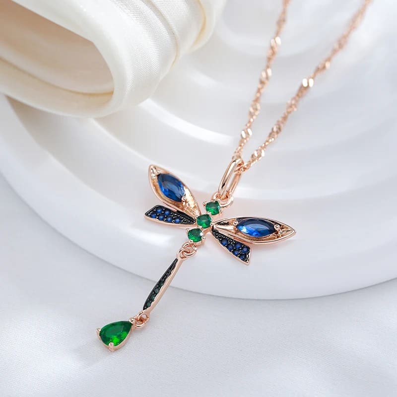Colar Feminino Libélula com Zircão Azul.