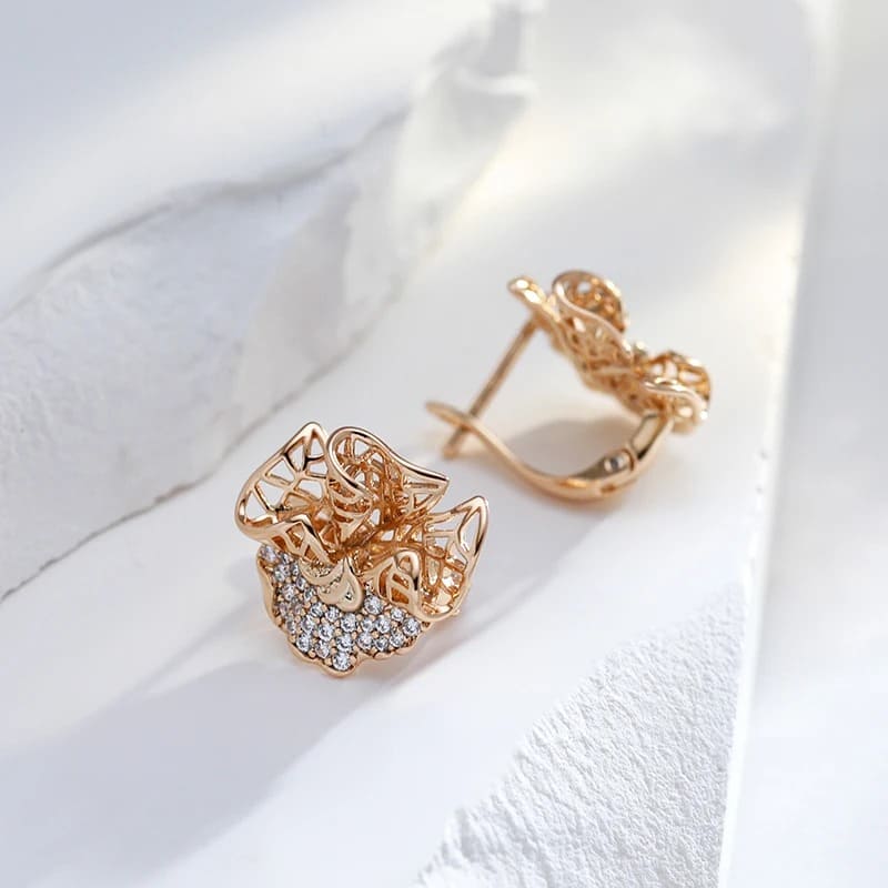 Brincos Pequeno Flor Étnica em ouro rosa 585