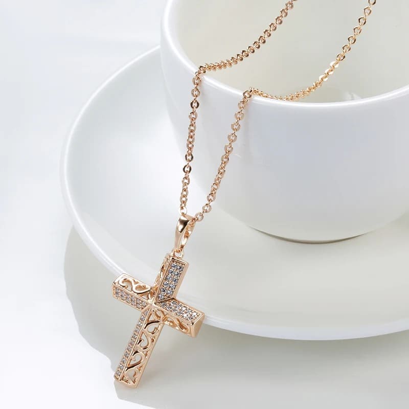 Colar Feminino Cruz - Joia Vintage Junior Sam para Fé, Elegância e Autoestima