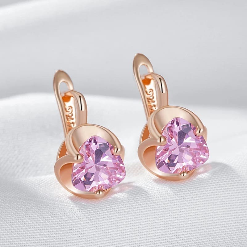 Brincos Românticos em Ouro Rosa com Zircão – Luxo e Delicadeza no Dia a Dia