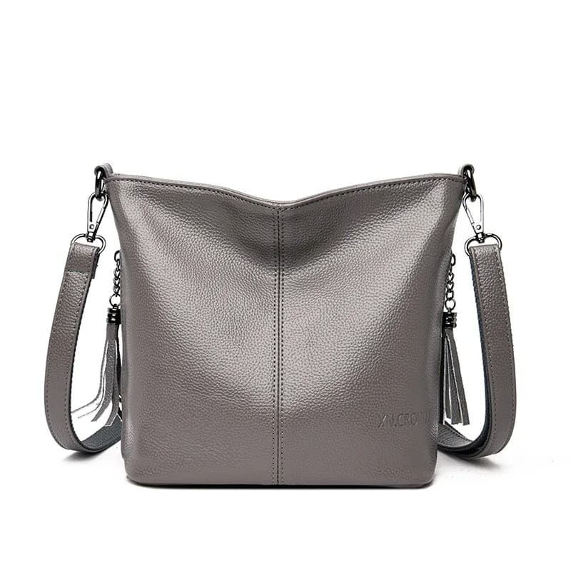 Bolsas Femininas de couro com borlas