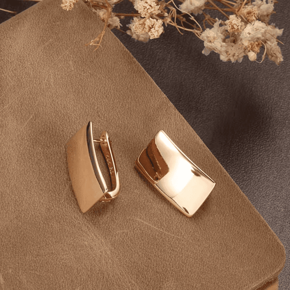 Brincos Femininos Brilhantes em Ouro Rosa