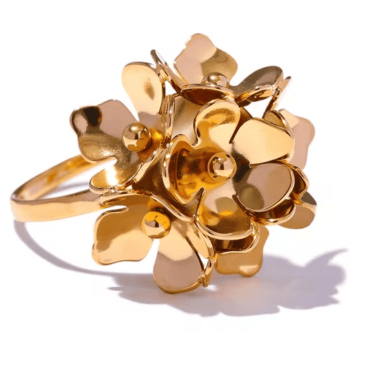 Presente Perfeito, Acessório Moderno, Aço inoxidável dourado, Aço Inoxidável, Acessórios Chiques, Design Geométrico, Acessório de Luxo, Acessórios, Acessórios de gala, Anel banhado a ouro PVD, Anel banhado a ouro 18K, Anel, Amor e Elegância, Acessórios Versáteis, Anel resistente ao desbotamento, Anel De Flor, Anel Moderno, Aço Inoxidável
