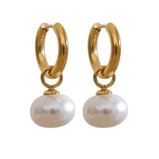 Brincos Encanto Perolado, Brincos de Pérola, Brincos Elegantes, Aço Inoxidável, Joias Femininas, Acessórios de Luxo, Moda Minimalista, Presente para Mulheres, Brincos Delicados, Joias Duráveis, Tendência 2025, Brincos à Prova d'Água, Pérola Moderna, Brincos para Festas, Acessórios Casuais e Formais, Joias Elegantes para Mulheres