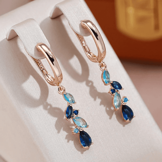Brincos Gotas de Água Azul, Gotas de Água Azul, Brincos Azul Turquesa, Design Elegante, Estilo Clássico, Brincos Leves, Joias para Casamento, Acessórios para Noite, Presente para Mulheres, Brincos para Eventos Especiais, Looks Sofisticados, Mulheres Modernas, Fashion Lovers, Estilo Glamorous