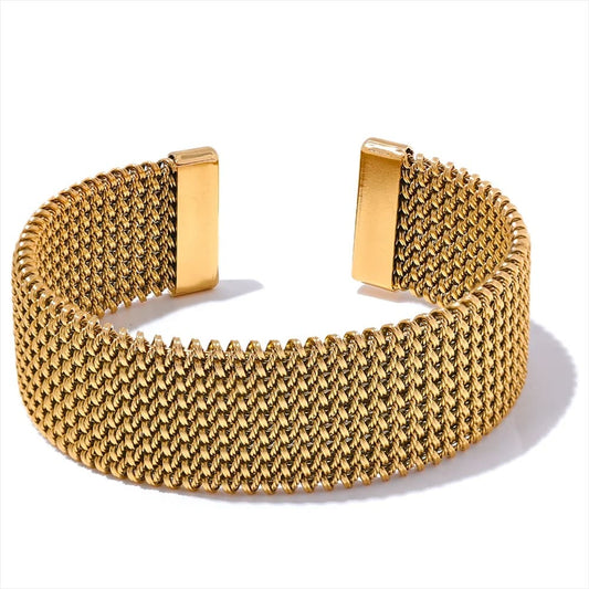 Pulseira Aberta Feminina Elegance Inoxidável, Pulseira Feminina, Joias Delicadas, Pulseira De Luxo, Acessórios Elegantes, Moda Com Estilo, Pulseiras Da Moda, Estilo E Personalidade, Joias De Presente, Pulseira De Prata, Pulseira De Ouro, Pulseira De Aço Inoxidável, Pulseira Banhada, Presente Perfeito, Joias Para Casamento, Acessórios Do Dia A Dia, Look Completo Joias Que Encantam, Moda Minimalista, Pulseira Com Charme, Berloques, Luxo, Pulseiras, Prata, Acessorios, Semijoias, Colares, Colar, Acessorios Femi