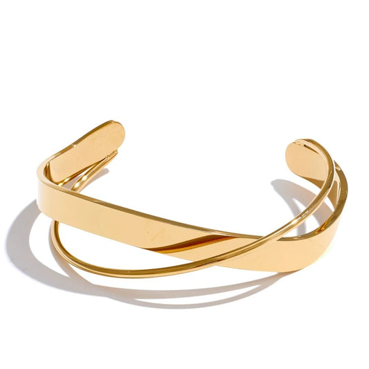 Pulseira Aberta de Aço Inoxidável Dourada e Prata, Pulseira Feminina, Joias Delicadas, Pulseira De Luxo, Acessórios Elegantes, Moda Com Estilo, Pulseiras Da Moda, Estilo E Personalidade, Joias De Presente, Pulseira De Prata, Pulseira De Ouro, Pulseira De Aço Inoxidável, Pulseira Banhada, Presente Perfeito, Joias Para Casamento, Acessórios Do Dia A Dia, Look Completo Joias Que Encantam, Moda Minimalista, Pulseira Com Charme, Berloques, Luxo, Pulseiras, Prata, Acessorios, Semijoias, Colares, Colar, Acessorios