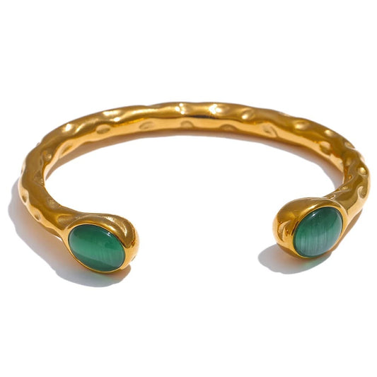 Pulseira de Punho Dourado, Pulseira Feminina, Joias Delicadas, Pulseira De Luxo, Acessórios Elegantes, Moda Com Estilo, Pulseiras Da Moda, Estilo E Personalidade, Joias De Presente, Pulseira De Prata, Pulseira De Ouro, Pulseira De Aço Inoxidável, Pulseira Banhada, Presente Perfeito, Joias Para Casamento, Acessórios Do Dia A Dia, Look Completo Joias Que Encantam, Moda Minimalista, Pulseira Com Charme, Berloques, Luxo, Pulseiras, Prata, Acessórios, Semijoias, Colares, Colar, Acessórios Femininos, Moda, Joias,