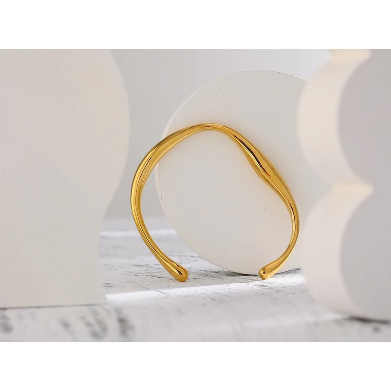 Pulseira Minimalista De Aço Inoxidável – Um Toque De Elegância Para Qualquer Ocasião