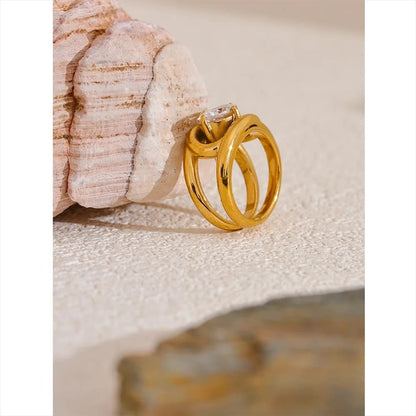 Anel Feminino de Aço Inoxidável Banhado a Ouro PVD com Zircônia Cúbica AAA