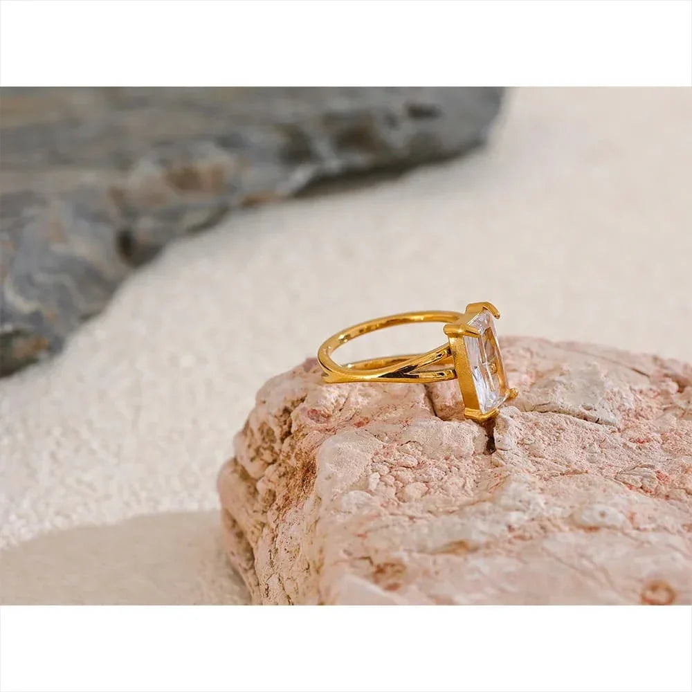 Anel Brilliance 18K