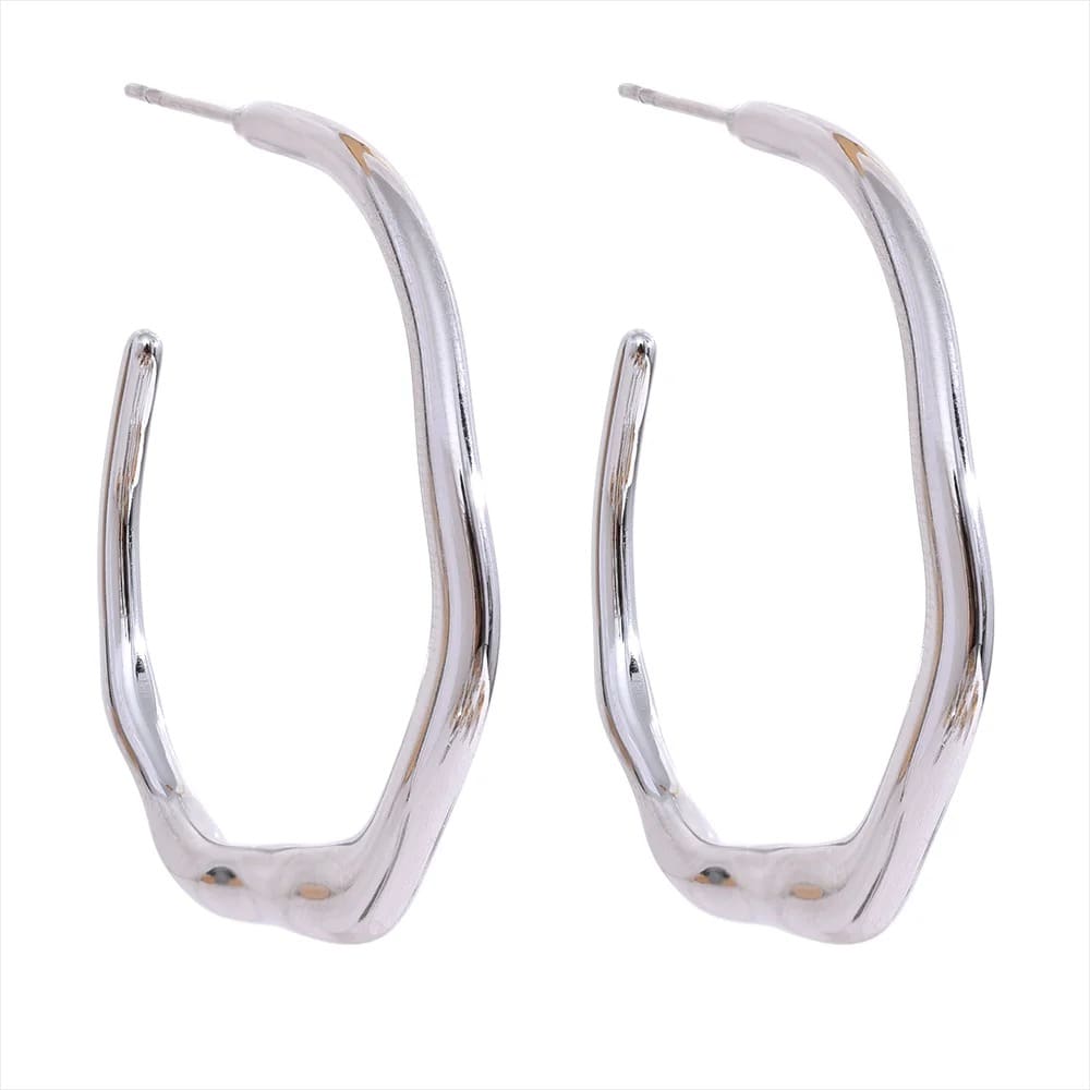 Brincos Minimalistas Banhados a Ouro 18K