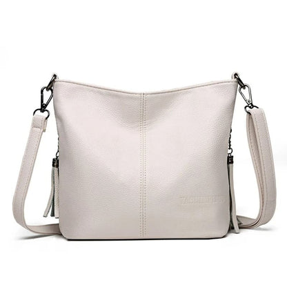Bolsas Femininas de couro com borlas